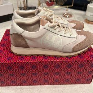 Tory Burch Sneakers